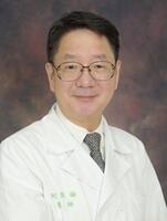 何奕倫 (YI-LWUN HO)